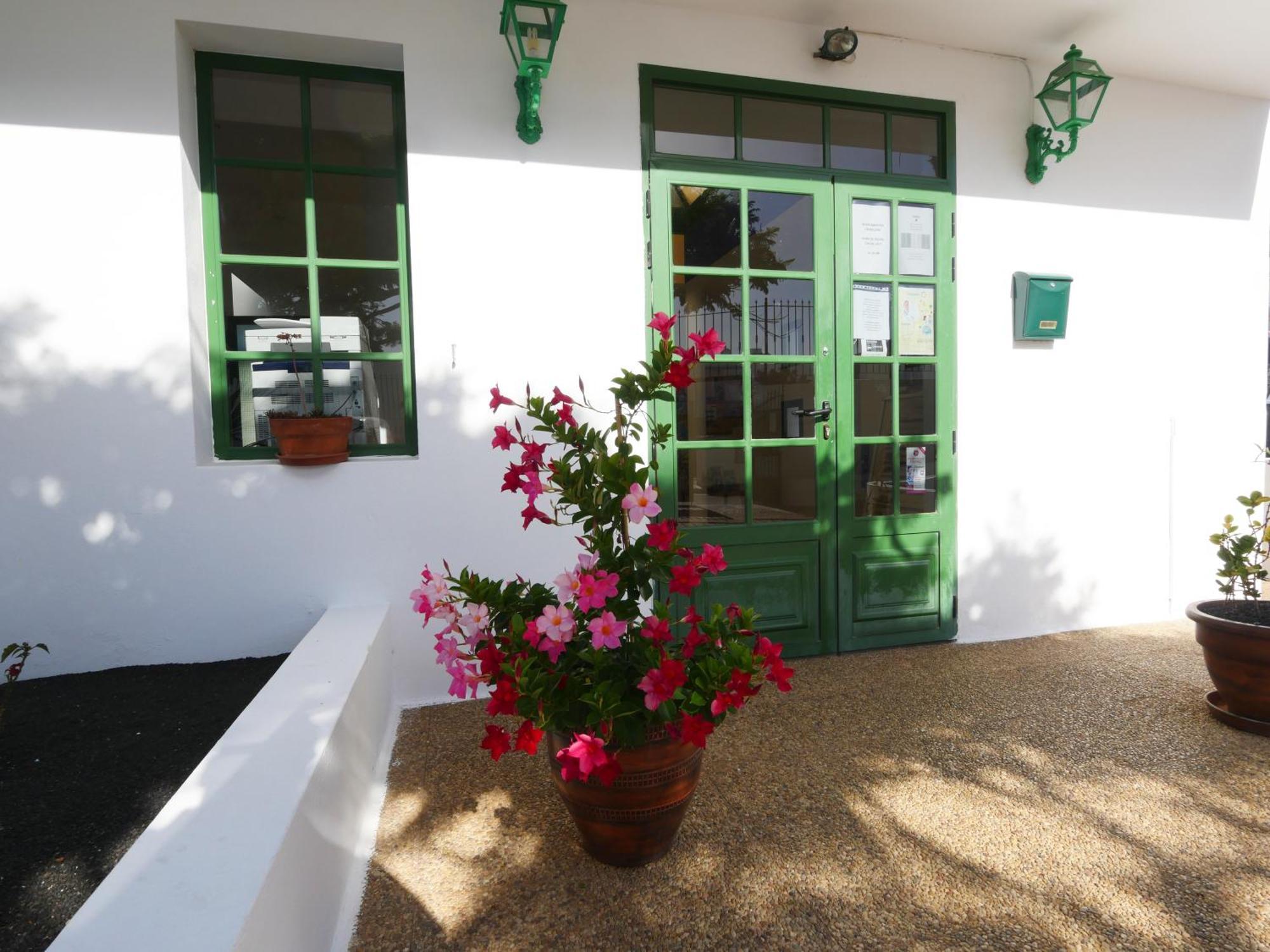 Apartamentos Tropicana Puerto del Carmen  Ngoại thất bức ảnh